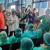 Menteri Sosial RI Tinjau Langsung Operasi Katarak di Kabupaten Parimo