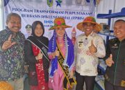 Festival Literasi 2025 Resmi Dibuka, Hestiwati Nanga Dikukuhkan sebagai Bunda Literasi Parimo