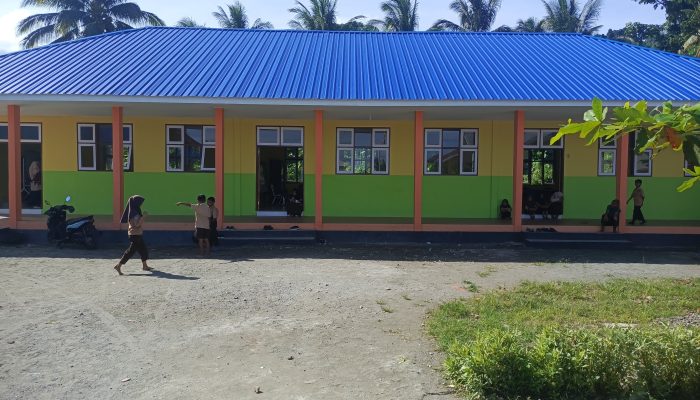 Revitalisasi SDN 1 Bunobogu Diduga Tidak Sesuai Bestek
