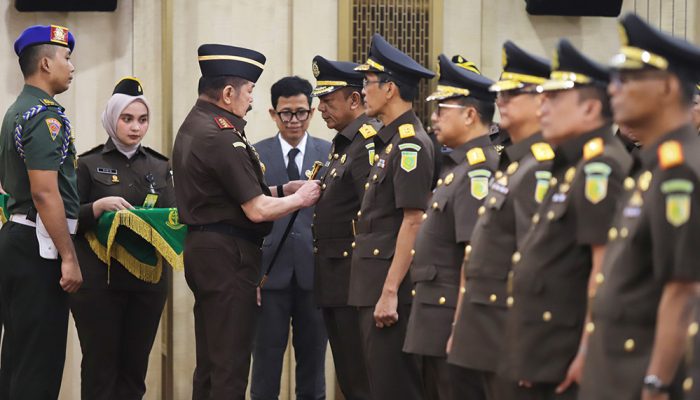 Jaksa Agung Lantik Kajati dan Pejabat Eselon II