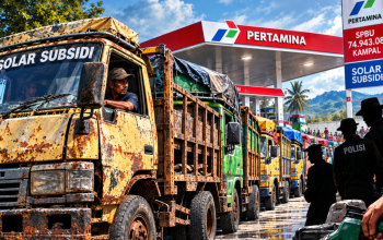 Armada Siluman: Bangkai Truk Pemburu Solar